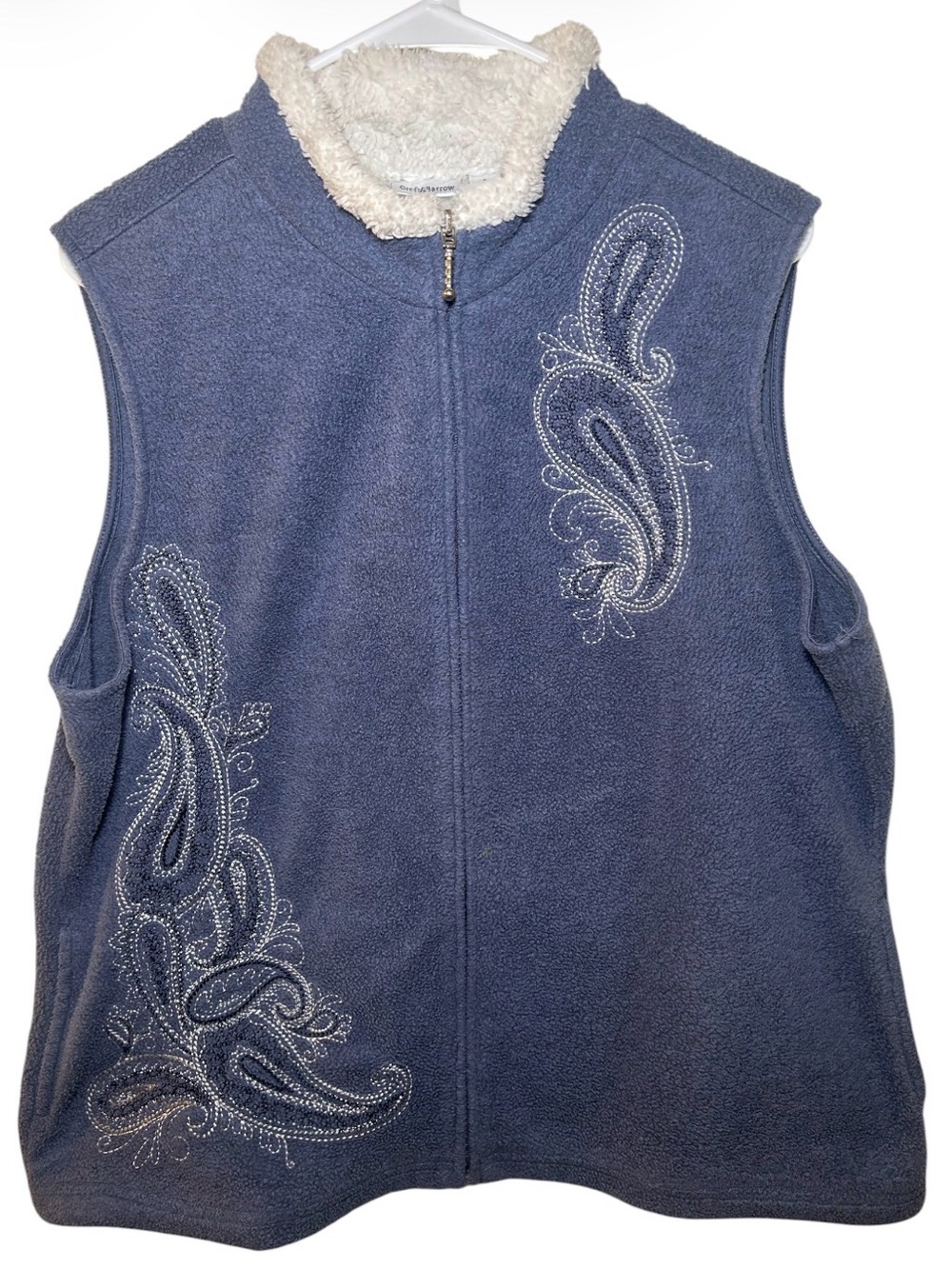 Croft & Barrow Cozy Blue Embroidered Sherpa-Lined Coller Vest Winter Warm Casual